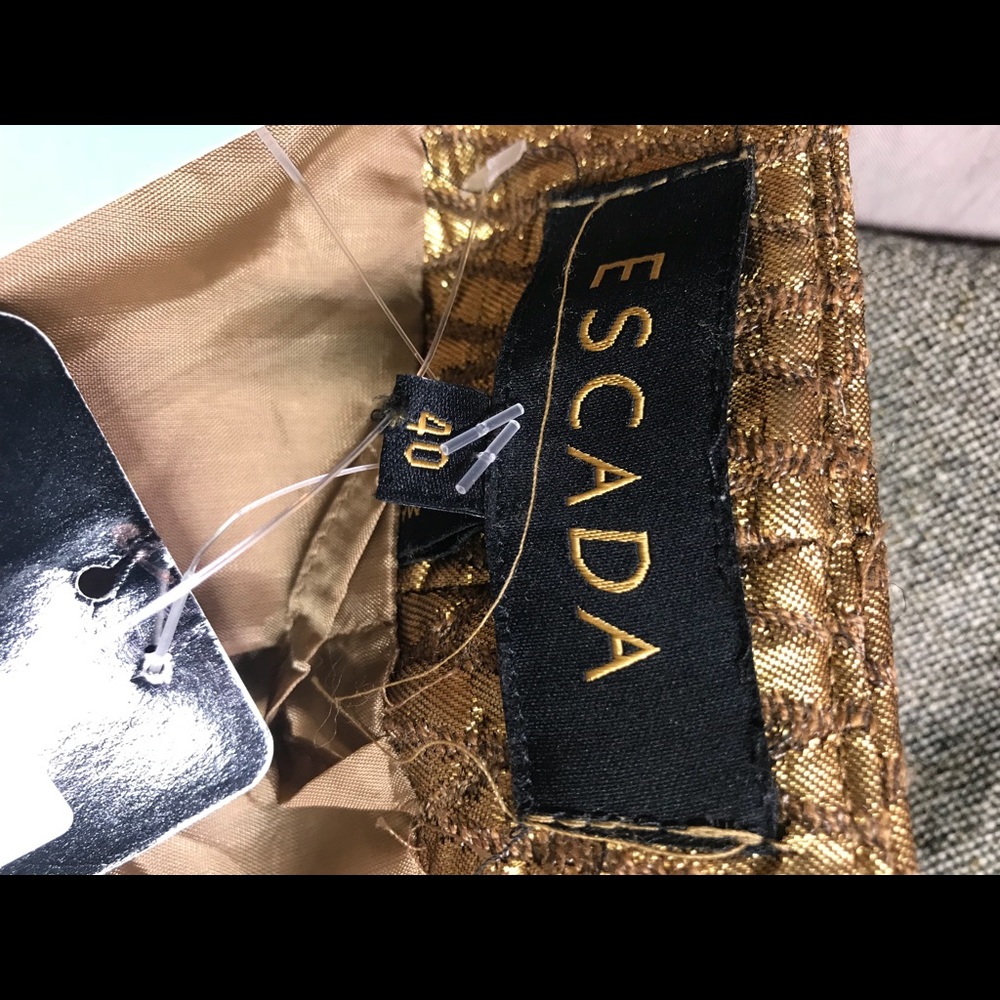 Escada Gold Jacket - Picture 4 of 6